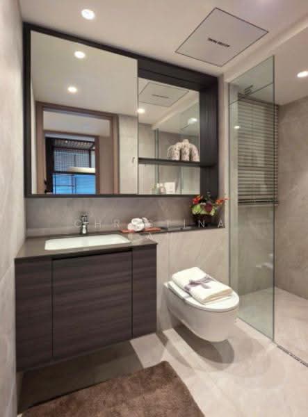 Lucerne Grand, Lakeside Drive, Boon Lay / Jurong / Tuas, 4 Bedrooms, 1,152 sqft, Condominium For Sale, by Christina Tan, 500285069 - Bathroom - PropertyGuru.com.sg