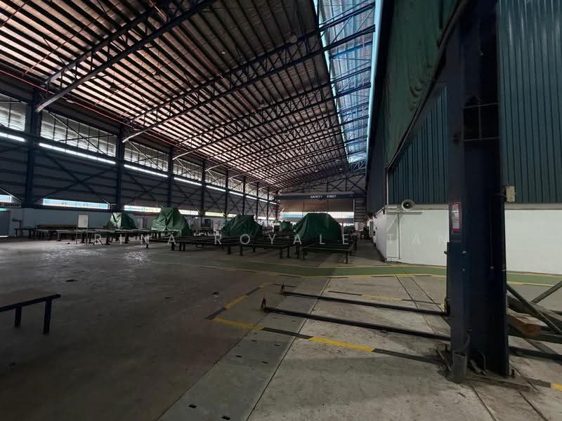 Pandan Loop, Boon Lay / Jurong / Tuas, 100,000 sqft, Factory / Workshop (B2) For Rent, by Rina Royale Tan, 500285072 - CommercialGuru.com.sg