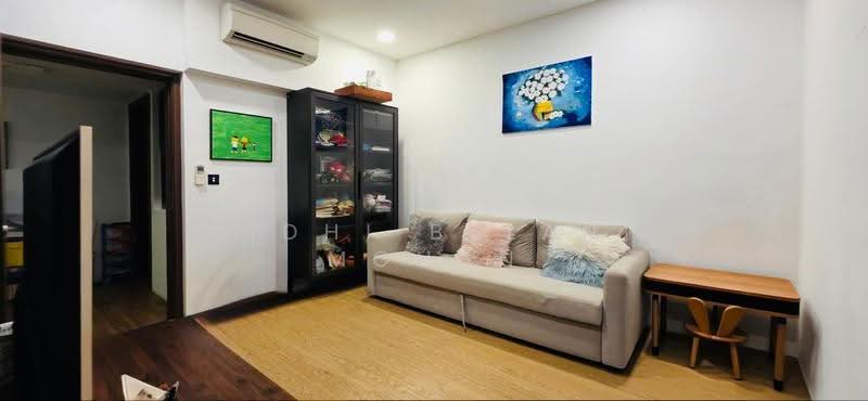 Undervalued Move-in Semi-D w/ Lift, Pool & Basement, Dyson Road, Whitley Road, Newton / Novena, 5 Bedrooms, 4,633 sqft, Semi-Detached House For Sale, by Nidhi Belani Mohan, 500285078 - Living Room - PropertyGuru.com.sg
