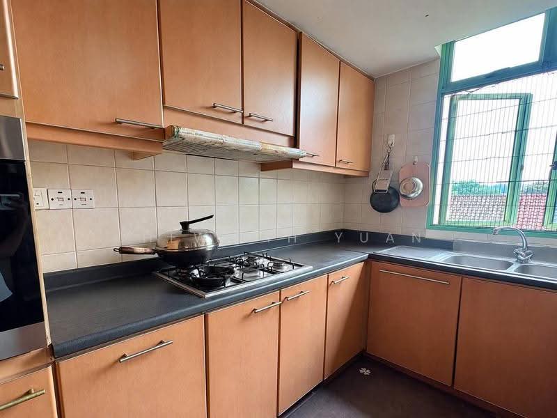 The Sunnydale, 23 Serangoon Avenue 3, Hougang / Punggol / Sengkang, 3 Bedrooms, 1,356 sqft, Condominium For Sale, by Chew Lih Yuan, 500285089 - Kitchen - PropertyGuru.com.sg
