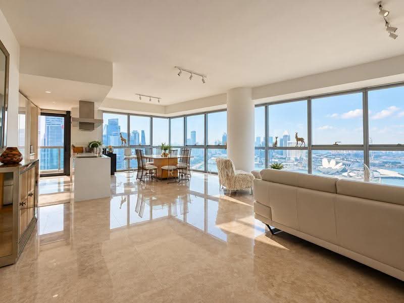 Marina Bay Residences, Boat Quay / Raffles Place / Marina, 4 Bedrooms, 2,379 sqft, Condominium For Sale, by Jordan ., 500285096 - Living Room - PropertyGuru.com.sg