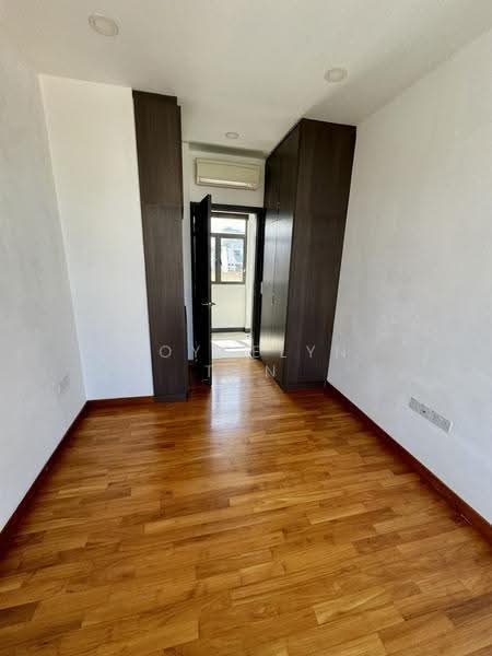 Sundance Suites, 12 Duku Place, East Coast / Marine Parade, 1 Bedroom, 560 sqft, Condominium For Rent, by Joycelyn Tan, 500285100 - Built in Wardrobes - PropertyGuru.com.sg