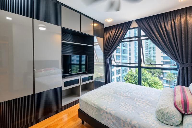 Blue Horizon, 21 West Coast Crescent, Buona Vista / West Coast / Clementi New Town, 3 Bedrooms, 1,152 sqft, Condominium For Sale, by Gina Tow, 500285102 - Bedroom - PropertyGuru.com.sg