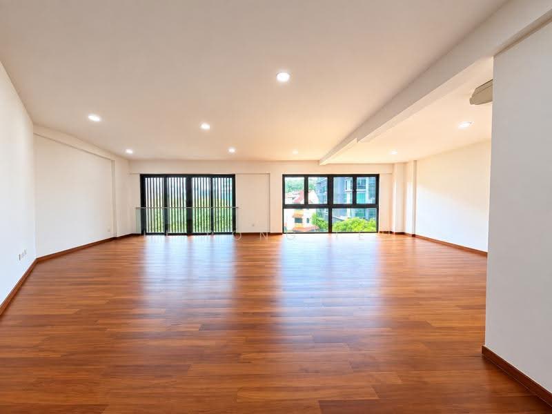 MOVE IN READY! BRAND NEW FERNHILL SEMI D!, Stevens Road / Fernhill Road / Dalvey Road, Tanglin / Holland / Bukit Timah, 7 Bedrooms, 9,500 sqft, Semi-Detached House For Sale, by Li Rong Teh, 500285105 - Living Room - PropertyGuru.com.sg