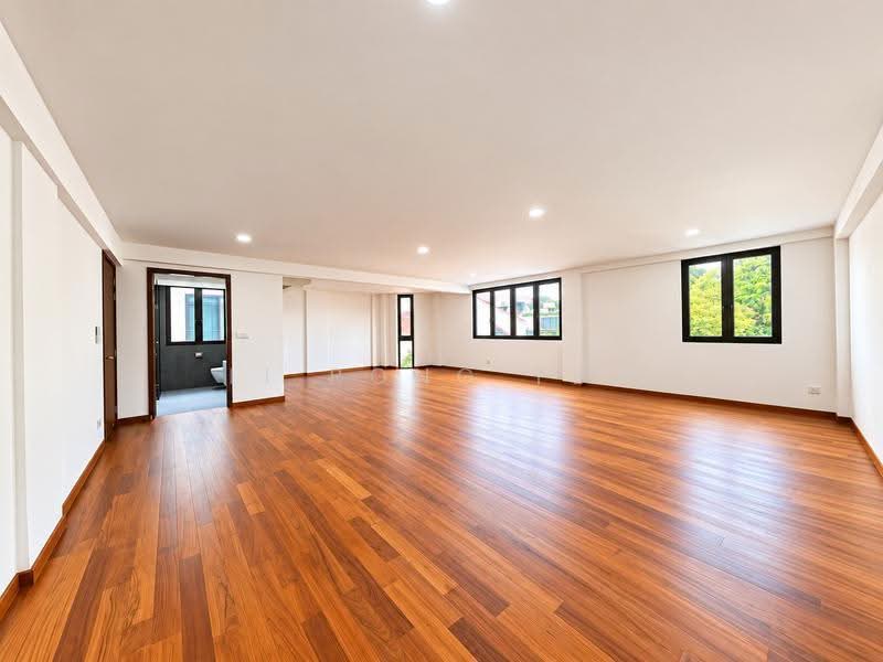 MOVE IN READY! BRAND NEW FERNHILL SEMI D!, Stevens Road / Fernhill Road / Dalvey Road, Tanglin / Holland / Bukit Timah, 7 Bedrooms, 9,500 sqft, Semi-Detached House For Sale, by Li Rong Teh, 500285105 - Bathroom - PropertyGuru.com.sg