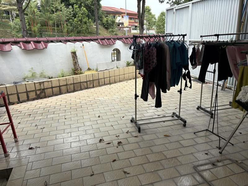 Mayflower MRT Terrace house Master room for rent, Ellington Square, Ang Mo Kio / Bishan / Thomson, Room Rental, 230 sqft, Terraced House For Rent, by Desmond, 500285109 - Exterior - PropertyGuru.com.sg