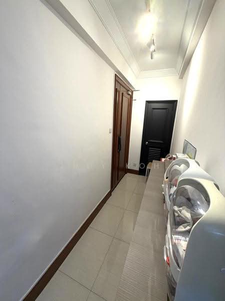 Aston Mansions, 7 Lorong 42 Geylang, Eunos / Geylang / Paya Lebar, 3 Bedrooms, 1,141 sqft, Apartment For Sale, by Judy Koh, 500285114 - Corridor - PropertyGuru.com.sg