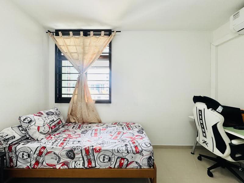 661 Choa Chu Kang Crescent, 661 Choa Chu Kang Crescent, Dairy Farm / Bukit Panjang / Choa Chu Kang, 3 Bedrooms, 1,119 sqft, HDB Flat For Sale, by Lam Min Yi, 500285117 - Bedroom - PropertyGuru.com.sg