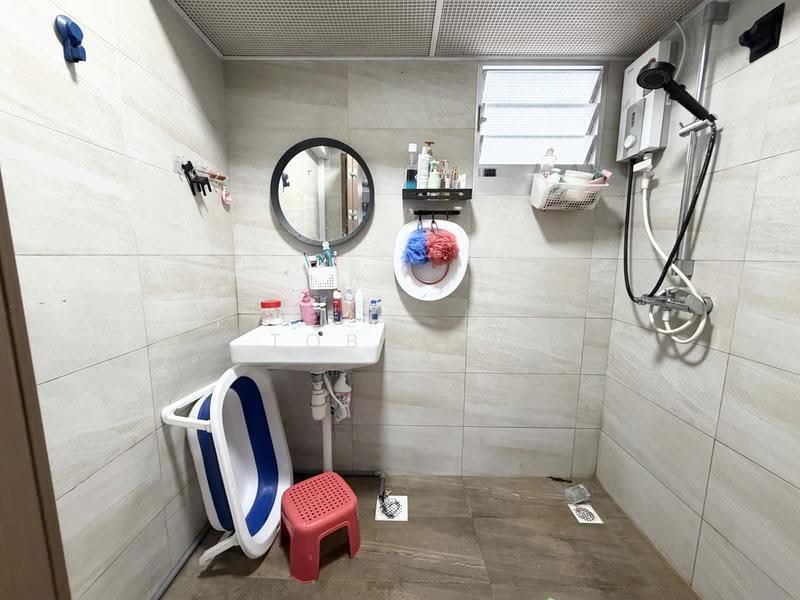 109C Canberra Walk, 109C Canberra Walk, Sembawang / Yishun, 2 Bedrooms, 732 sqft, HDB Flat For Sale, by Toby Aw, 500285123 - Bathroom - PropertyGuru.com.sg