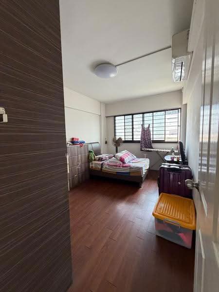 557 Jurong West Street 42, 557 Jurong West Street 42, Boon Lay / Jurong / Tuas, 3 Bedrooms, 1,119 sqft, HDB Flat For Sale, by Vincent Zhang, 500285124 - Bedroom - PropertyGuru.com.sg