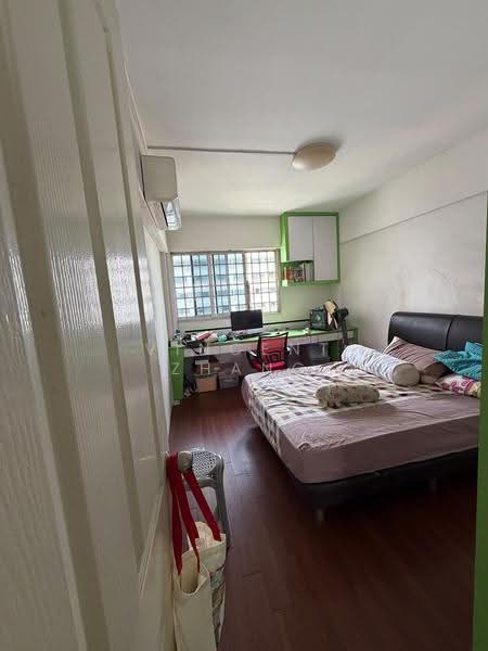 557 Jurong West Street 42, 557 Jurong West Street 42, Boon Lay / Jurong / Tuas, 3 Bedrooms, 1,119 sqft, HDB Flat For Sale, by Vincent Zhang, 500285124 - Bedroom - PropertyGuru.com.sg