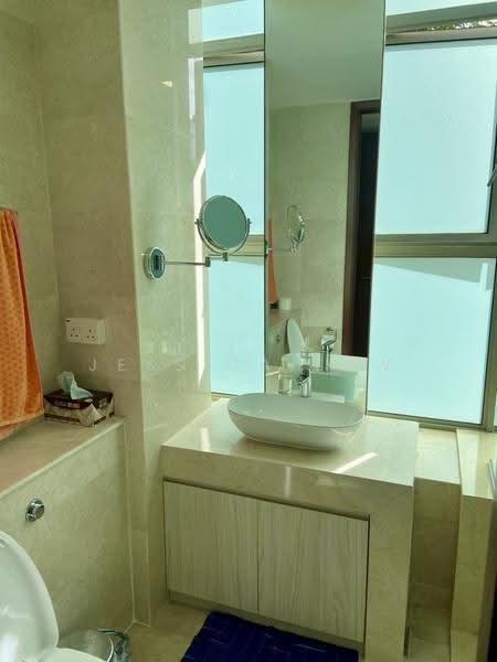 Ventuno Balmoral, 21 Balmoral Road, Tanglin / Holland / Bukit Timah, 3 Bedrooms, 1,313 sqft, Condominium For Sale, by Jessica Low, 500285125 - Bathroom - PropertyGuru.com.sg