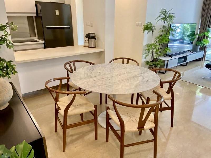 Ventuno Balmoral, 21 Balmoral Road, Tanglin / Holland / Bukit Timah, 3 Bedrooms, 1,313 sqft, Condominium For Sale, by Jessica Low, 500285125 - Dining Room - PropertyGuru.com.sg