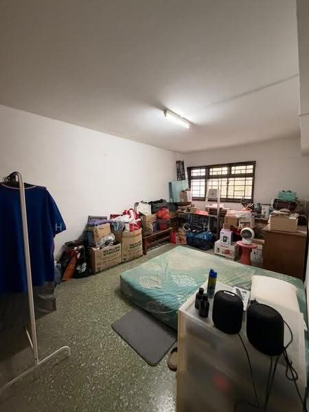 2 Holland Avenue, , 2 Bedrooms, 786 sqft, HDB Flat For Sale, by Harvey Chia, 500285130 - Bedroom - PropertyGuru.com.sg