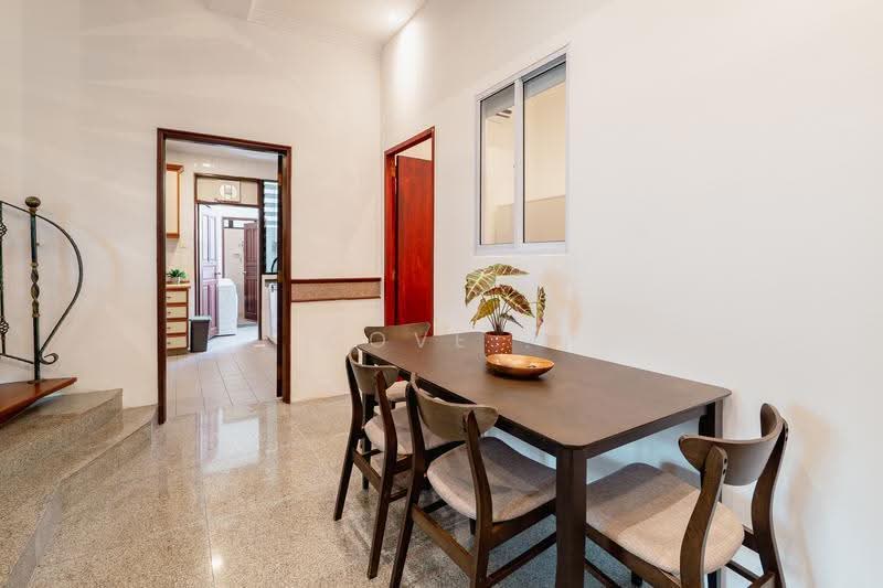 Fragrance Court, 12 Yew Siang Road, Buona Vista / West Coast / Clementi New Town, Room Rental, 156 sqft, Condominium For Rent, by Cove, 500285142 - Dining Room - PropertyGuru.com.sg