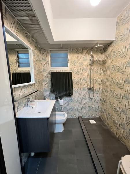 452A Sengkang West Way, 452A Sengkang West Way, Seletar / Yio Chu Kang, 3 Bedrooms, 990 sqft, HDB Flat For Sale, by Seah Jian Ling, 500285144 - Bathroom - PropertyGuru.com.sg