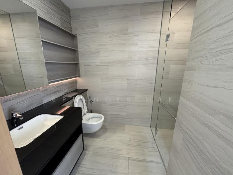 Alex Residences, 28 Alexandra View, Alexandra / Commonwealth, 2 Bedrooms, 657 sqft, Apartment For Rent, by Spenncer Mak, 500285148 - Bathroom - PropertyGuru.com.sg