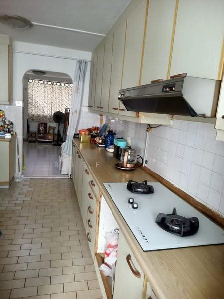 245 Serangoon Avenue 2, 245 Serangoon Avenue 2, Hougang / Punggol / Sengkang, Room Rental, 150 sqft, HDB Flat For Rent, by Rose Ting, 500285166 - Kitchen - PropertyGuru.com.sg