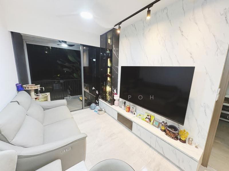 Affinity At Serangoon, Hougang / Punggol / Sengkang, 1 Bedroom, 646 sqft, Condominium For Sale, by Dylan Poh, 500285168 - Living Room - PropertyGuru.com.sg