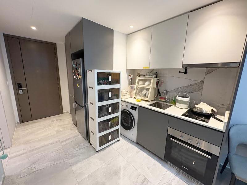 Affinity At Serangoon, Hougang / Punggol / Sengkang, 1 Bedroom, 646 sqft, Condominium For Sale, by Dylan Poh, 500285168 - Kitchen - PropertyGuru.com.sg