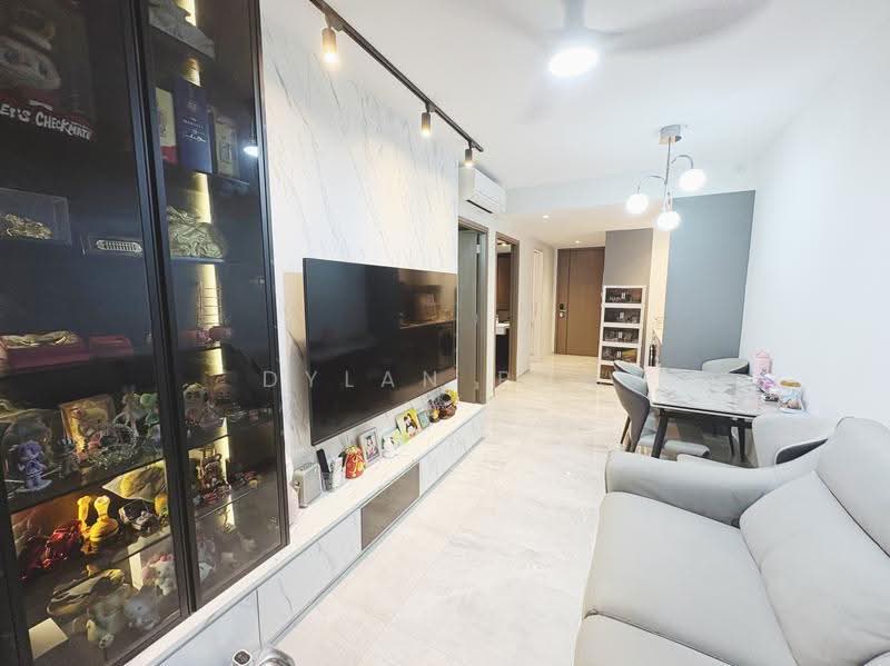 Affinity At Serangoon, Hougang / Punggol / Sengkang, 1 Bedroom, 646 sqft, Condominium For Sale, by Dylan Poh, 500285168 - Living Room - PropertyGuru.com.sg