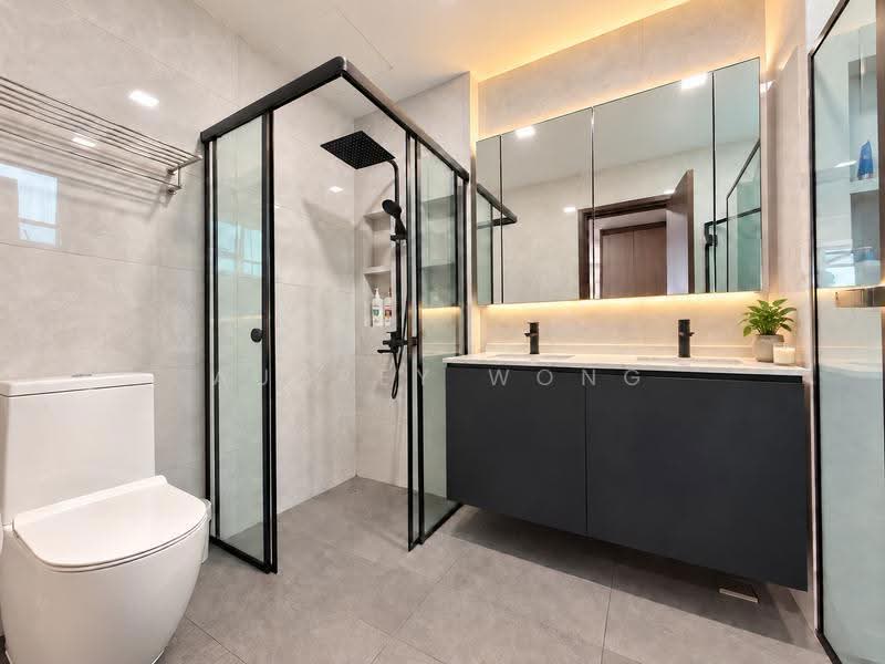 Renovated 3 Storey Corner-T @ Woodgrove View, Woodgrove Walk, Woodgrove Ave, Cedar, Marsiling MRT, Woodgrove View, Woodgrove Walk, Woodgrove Ave, Cedar, Marsiling MRT, Admiralty / Woodlands, 6 Bedrooms, 3,225 sqft, Corner Terrace For Sale, by Audrey Wong, 500285195 - Bathroom - PropertyGuru.com.sg