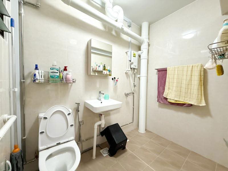 705 Woodlands Drive 40, 705 Woodlands Drive 40, Admiralty / Woodlands, Room Rental, 100 sqft, HDB Flat For Rent, by Joel Phua, 500285196 - Bathroom - PropertyGuru.com.sg