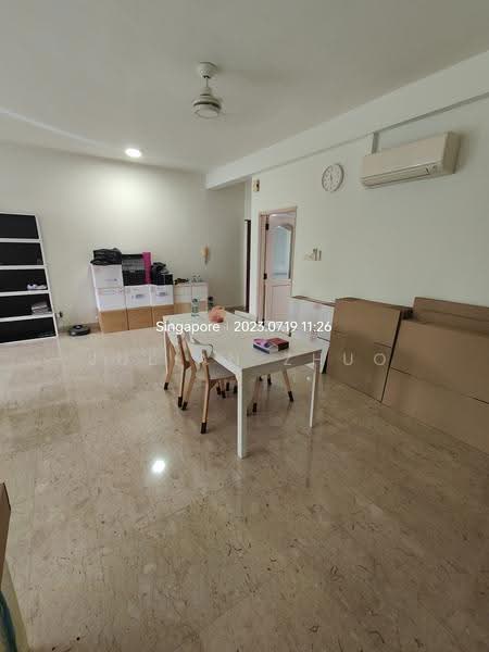 Meralodge, 83 Hillview Avenue, Dairy Farm / Bukit Panjang / Choa Chu Kang, 3 Bedrooms, 1,668 sqft, Condominium For Rent, by Julian Zhuo, 500285221 - Living Room - PropertyGuru.com.sg