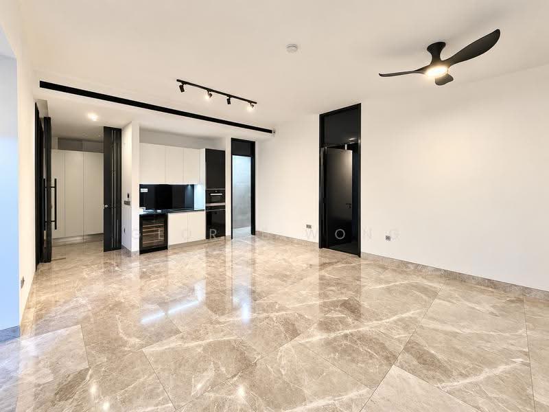 Martin Modern, 10 Martin Place, Orchard / River Valley, 3 Bedrooms, 1,421 sqft, Apartment For Sale, by George Wong, 500285224 - Kitchen - PropertyGuru.com.sg