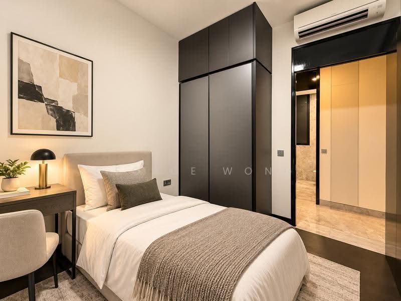 Martin Modern, 10 Martin Place, Orchard / River Valley, 3 Bedrooms, 1,421 sqft, Apartment For Sale, by George Wong, 500285224 - Bedroom - PropertyGuru.com.sg