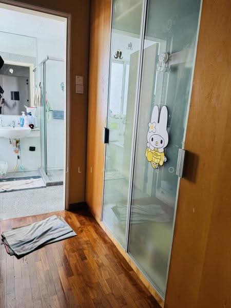 Golden Heights, 126 Serangoon Avenue 3, Hougang / Punggol / Sengkang, 3 Bedrooms, 1,184 sqft, Apartment For Rent, by Julian Teo, 500285234 - Bathroom - PropertyGuru.com.sg