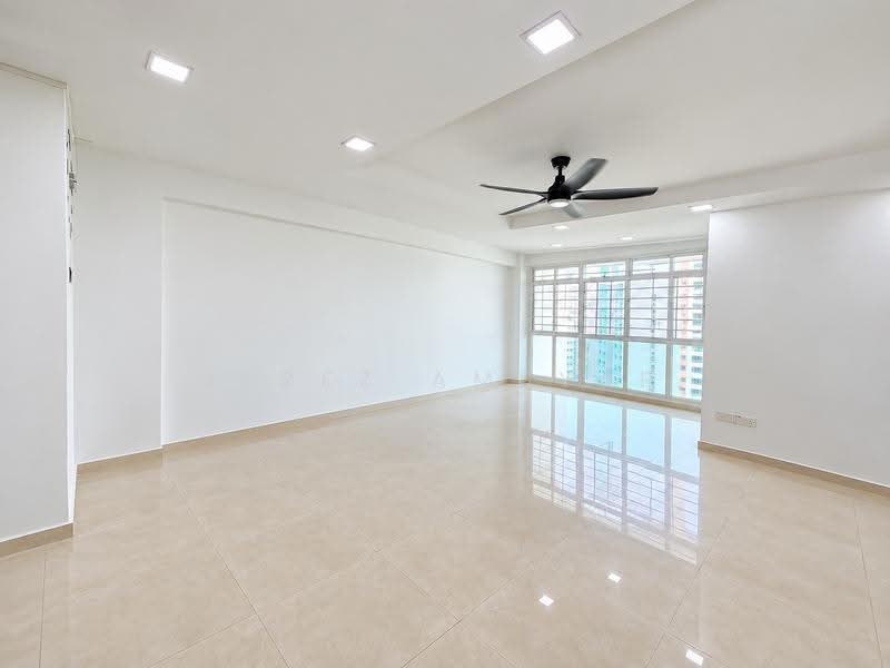 126C Edgedale Plains, 126C Edgedale Plains, Hougang / Punggol / Sengkang, 3 Bedrooms, 1,184 sqft, HDB Flat For Sale, by Jerez Amsyar, 500285254 - Living Room - PropertyGuru.com.sg