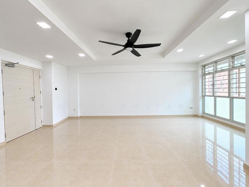 126C Edgedale Plains, 126C Edgedale Plains, Hougang / Punggol / Sengkang, 3 Bedrooms, 1,184 sqft, HDB Flat For Sale, by Jerez Amsyar, 500285254 - Living Room - PropertyGuru.com.sg