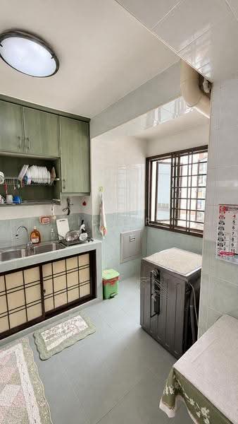217 Lorong 8 Toa Payoh, 217 Lorong 8 Toa Payoh, Balestier / Toa Payoh, 3 Bedrooms, 1,259 sqft, HDB Flat For Sale, by Richard Neo, 500285270 - Kitchen - PropertyGuru.com.sg