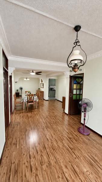 217 Lorong 8 Toa Payoh, 217 Lorong 8 Toa Payoh, Balestier / Toa Payoh, 3 Bedrooms, 1,259 sqft, HDB Flat For Sale, by Richard Neo, 500285270 - Dining Room - PropertyGuru.com.sg