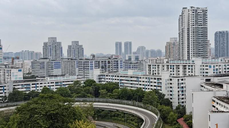 217 Lorong 8 Toa Payoh, 217 Lorong 8 Toa Payoh, Balestier / Toa Payoh, 3 Bedrooms, 1,259 sqft, HDB Flat For Sale, by Richard Neo, 500285270 - Living Room Window View - PropertyGuru.com.sg
