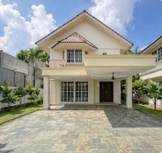 Gentle Villas, 74 Gentle Drive, Newton / Novena, 5 Bedrooms, 2,290 sqft, Detached House For Sale, by Lim Y X, 500285275 - Exterior - PropertyGuru.com.sg