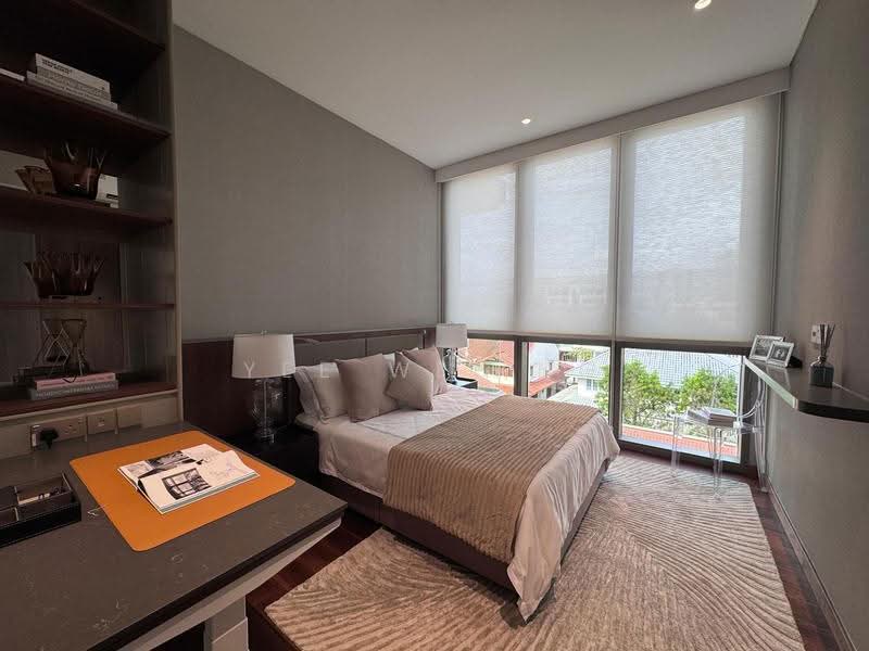 Uber Lux Condo 顶级臻品豪宅 8321.8433, Tanglin / Holland / Bukit Timah, 4 Bedrooms, 2,551 sqft, Apartment For Sale, by Yee Wei Ng, 500285294 - Bedroom - PropertyGuru.com.sg