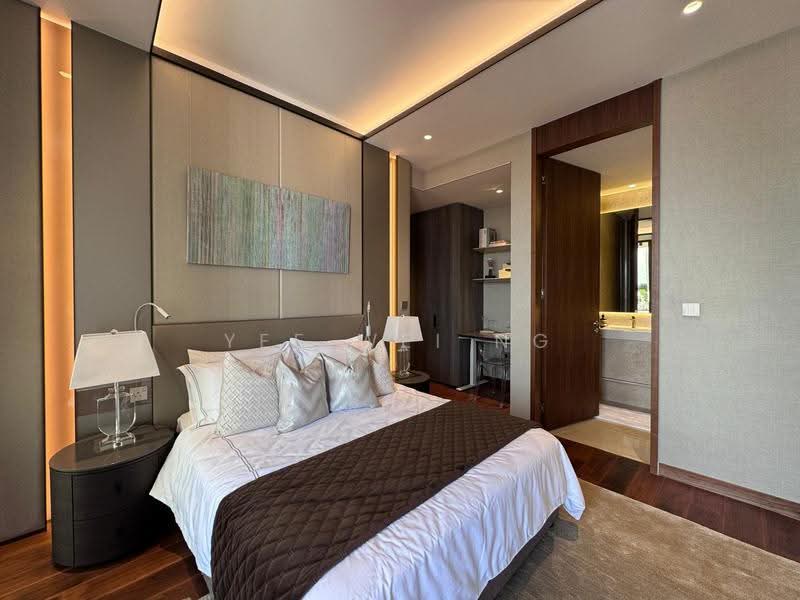Uber Lux Condo 顶级臻品豪宅 8321.8433, Tanglin / Holland / Bukit Timah, 4 Bedrooms, 2,551 sqft, Apartment For Sale, by Yee Wei Ng, 500285294 - Bedroom - PropertyGuru.com.sg