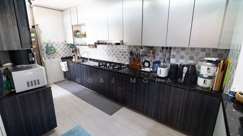 683 Tessensohn Road, 683 Tessensohn Road, Farrer Park / Serangoon Rd, 3 Bedrooms, 1,109 sqft, HDB Flat For Sale, by Manoaj Mohan, 500285299 - Kitchen - PropertyGuru.com.sg