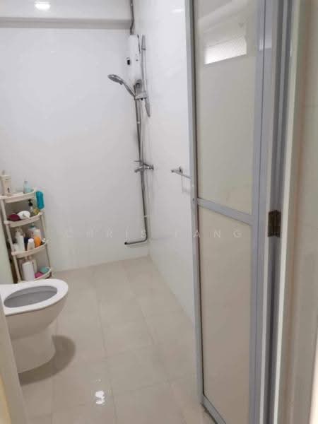 728 Woodlands Circle, 728 Woodlands Circle, Admiralty / Woodlands, 1 Bedroom, 90 sqft, HDB Flat For Rent, by Chris Pang, 500285316 - Bathroom - PropertyGuru.com.sg