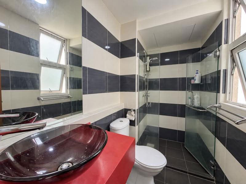 The Floravale, 234 Westwood Avenue, Boon Lay / Jurong / Tuas, 3 Bedrooms, 1,324 sqft, Condominium For Sale, by Ivy Lim, 500285332 - Bathroom - PropertyGuru.com.sg