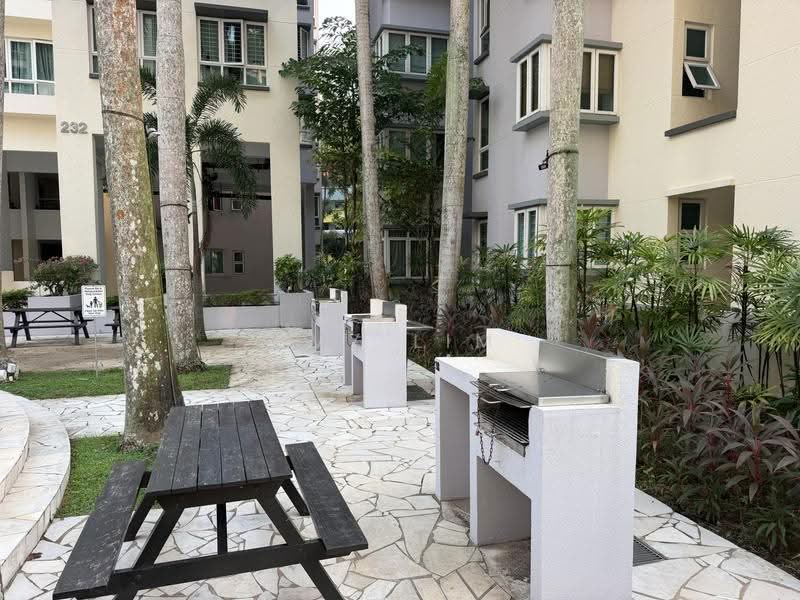 The Floravale, 234 Westwood Avenue, Boon Lay / Jurong / Tuas, 3 Bedrooms, 1,324 sqft, Condominium For Sale, by Ivy Lim, 500285332 - BBQ pit - PropertyGuru.com.sg