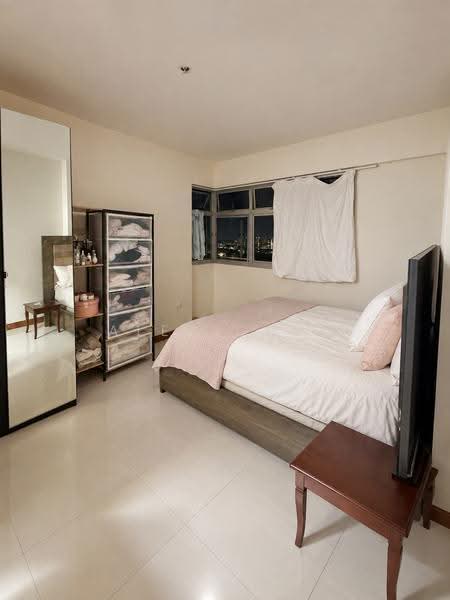 292C Bukit Batok East Avenue 6, 292C Bukit Batok East Avenue 6, Dairy Farm / Bukit Panjang / Choa Chu Kang, 3 Bedrooms, 1,216 sqft, HDB Flat For Sale, by Alex Cher, 500285338 - Bedroom - PropertyGuru.com.sg