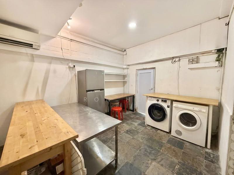 Brighton Crescent, Brighton Crescent, Hougang / Punggol / Sengkang, 1,750 sqft, Shop / Shophouse For Sale, by Aaron Hong, 500285351 - Interior - CommercialGuru.com.sg