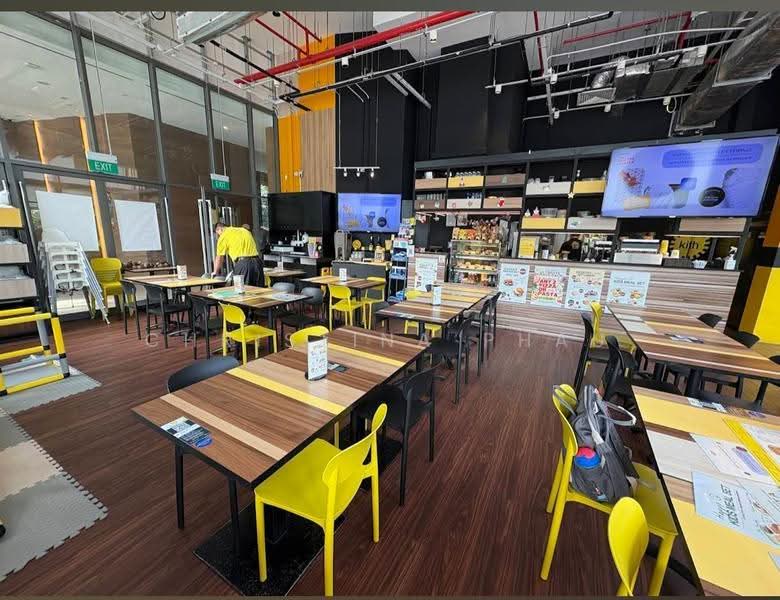 F&B shop at Oasia Residence for rent, 123 West Coast Crescent /Oasia Residence, Buona Vista / West Coast / Clementi New Town, 1,130 sqft, Other Retail For Rent, by Christina Phau, 500285358 - CommercialGuru.com.sg