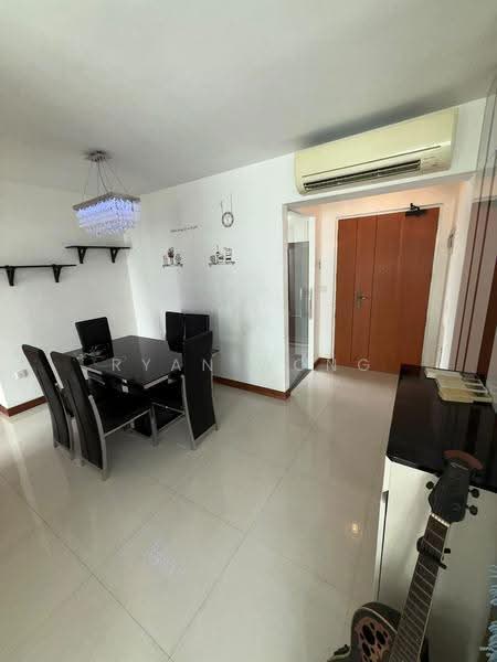 446B Jalan Kayu, 446B Jalan Kayu, Seletar / Yio Chu Kang, 3 Bedrooms, 1,001 sqft, HDB Flat For Rent, by Ryan Wong, 500285362 - Dining Room - PropertyGuru.com.sg