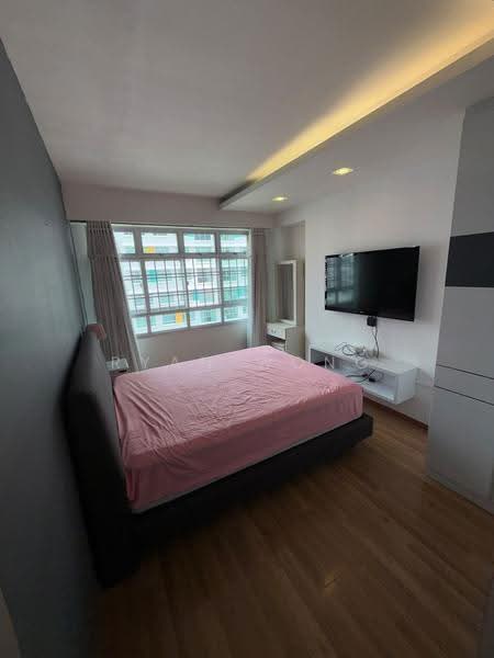 446B Jalan Kayu, 446B Jalan Kayu, Seletar / Yio Chu Kang, 3 Bedrooms, 1,001 sqft, HDB Flat For Rent, by Ryan Wong, 500285362 - Master Bedroom - PropertyGuru.com.sg