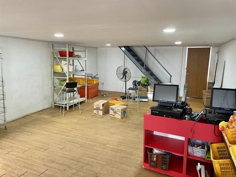 Little India Shop Houses, 31 Veerasamy Road, Farrer Park / Serangoon Rd, 1,046 sqft, Shop / Shophouse For Sale, by Ang Sue Ya, 500285363 - Interior - CommercialGuru.com.sg