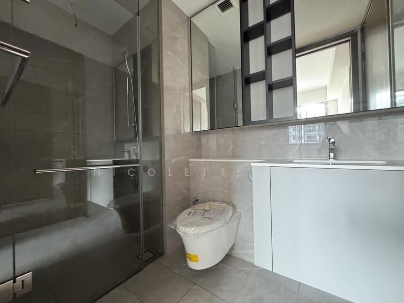 Grand Dunman, 6 Dunman Road, East Coast / Marine Parade, 2 Bedrooms, 775 sqft, Condominium For Rent, by Nicolette Ho, 500285367 - Bathroom - PropertyGuru.com.sg